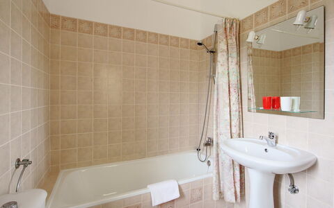 Doroteia: Bathroom, Property, Room, Tile, Interior Design, Wall, Real Estate, Architecture, Floor, Tap
