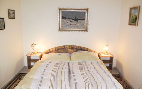 Petříkov: Picture Frame, Furniture, Property, Building, Comfort, Wood, Bed Frame, Textile, Bed, Interior Design