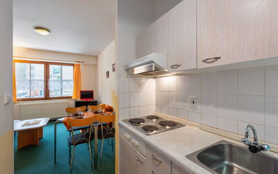 Accommodation:&nbsp;Lanovka 200.7
