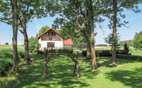 Strmilov: Plant, Sky, Tree, Building, Natural Landscape, Window, House, Grass, Cottage, Wood