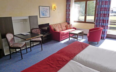 Accommodation:&nbsp;Eurotel 100.1