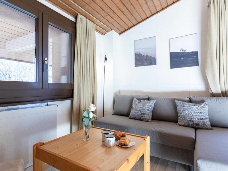 Accommodation:&nbsp;Gamat 49 130.4