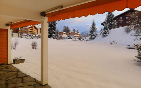 Villars 700: Snow, Property, Winter, Home, House, Sky, Tree, Real Estate, Building, Room