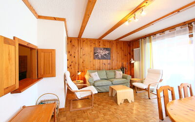 Accommodation:&nbsp;Hyacinthe 2 755.2