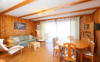 Accommodation:&nbsp;Hyacinthe 2 755.2
