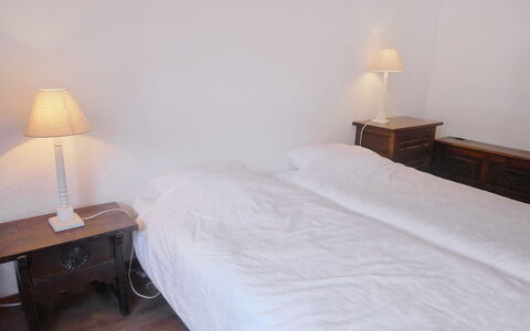 Villars 765: Bedroom, Bed, Room, Furniture, Property, Bed Sheet, Bed Frame, Bedding, Floor, Wall