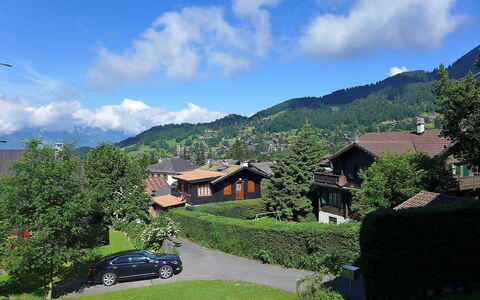 Le Brévent 4: Sky, Hill Station, Mountain, Mountainous Landforms, Property, Town, Mountain Village, House, Hill, Highland