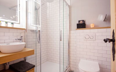 Accommodation:&nbsp;Ambassadeur 12 786.5