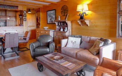 Accommodation:&nbsp;Grand Hôtel A10 800.4