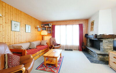 Sapin Bleu 6 835.2: Room, Property, Furniture, Interior Design, Living Room, Building, House, Real Estate, Floor, Ceiling