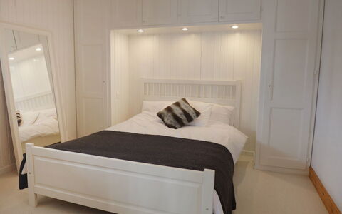 Savoie 1: Bedroom, Bed, Furniture, Room, Property, Bed Frame, Mattress, Bed Sheet, Bedding, Interior Design