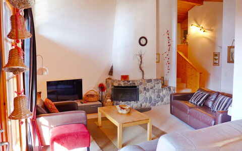 Accommodation:&nbsp;Armorial Ii Apt 6 850.3