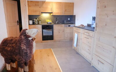 Accommodation:&nbsp;Regina B9 976.10
