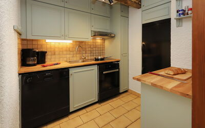 Accommodation:&nbsp;Regina D1 976.11