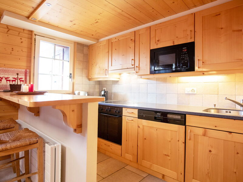 Accommodation:&nbsp;Le Mont Blanc 14 995.3