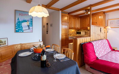 Accommodation:&nbsp;Chaperon Rouge B5 585.4