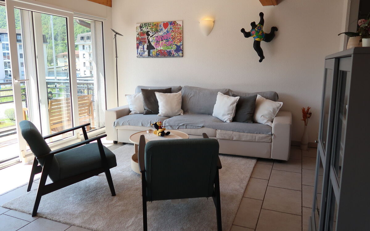 Accommodation:&nbsp;La Perouse D1 2 100.5