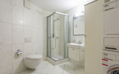 Accommodation:&nbsp;Vasco de Gama B6 R 100.50