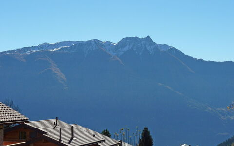 Ovronnaz 170: Mountainous Landforms, Mountain, Mountain Range, Sky, Hill Station, Alps, Blue, Roof, Ridge, Hill