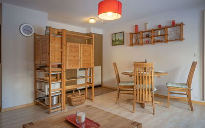 Accommodation:&nbsp;Jorasse a 1 200.8