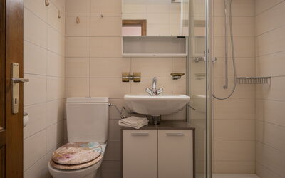 Accommodation:&nbsp;Domino B 48 220.10