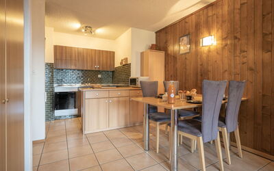 Accommodation:&nbsp;Domino B 48 220.10