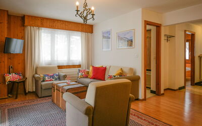 Accommodation:&nbsp;Dent Favre a 5 600.16