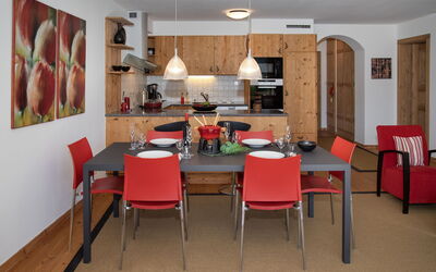 Accommodation:&nbsp;Les Combins 30 350.3