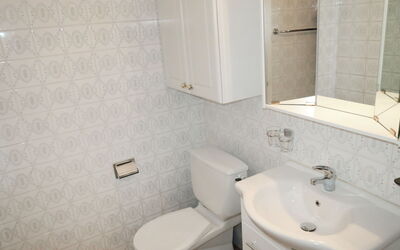 Accommodation:&nbsp;Valaisia 44B 100.5
