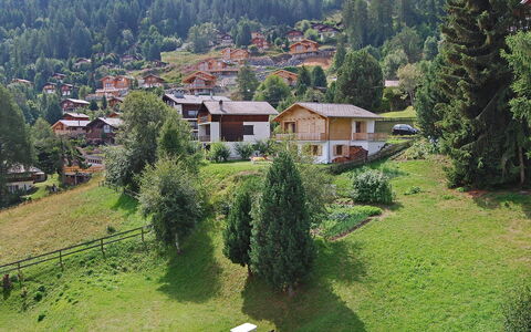 Bisse-Vieux A-4: Hill Station, Mountain Village, Property, Rural Area, Tree, House, Land Lot, Town, Mountain, Village