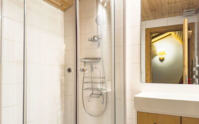 Accommodation:&nbsp;Bisse-Vieux A-4 200.7