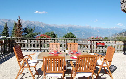 Nendaz 220: Property, Furniture, Real Estate, Table, Room, Building, House, Patio, Estate, Outdoor Table