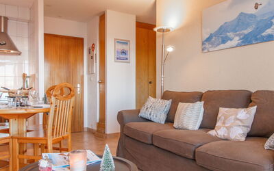 Accommodation:&nbsp;Montfort 9A 250.5