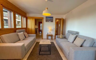 Accommodation:&nbsp;Les Chouettes 11 360.8