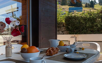 Nendaz 390: Tableware, Table, Property, Furniture, Plant, Dishware, Building, Window, Food, Interior Design