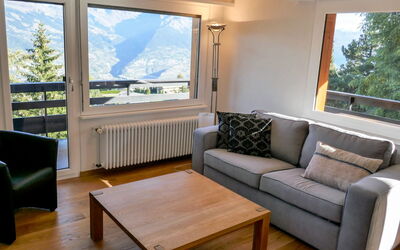 Accommodation:&nbsp;Bietschorn 33 650.3