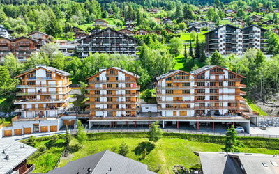 Nendaz 660: Property, Mountain, Daytime, Building, Green, Nature, Urban Design, Vegetation, Natural Landscape, Architecture