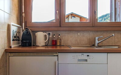 Accommodation:&nbsp;Genets 150 D 830.12