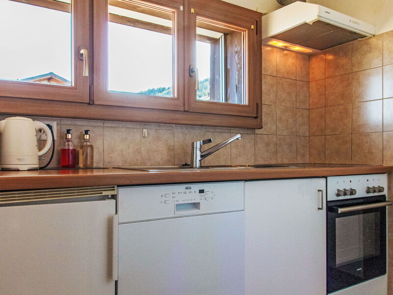 Accommodation:&nbsp;Genets 150 D 830.12