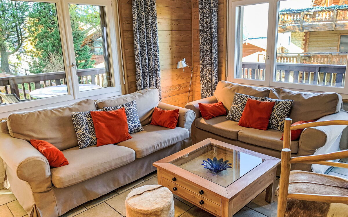 Accommodation:&nbsp;Eden Roc 53 150.3