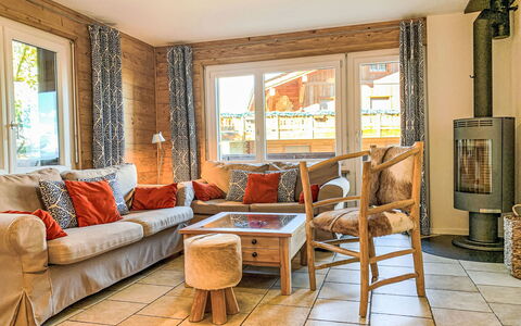 Nendaz 150: Furniture, Building, Window, Picture Frame, Wood, Textile, Table, Chair, Couch, Interior Design