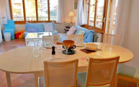 Nendaz 831: Room, Property, Furniture, Dining Room, Table, Interior Design, Building, Kitchen & Dining Room Table, House, Real Estate