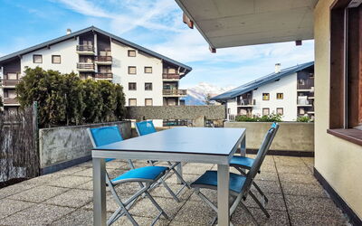 Accommodation:&nbsp;Ambassador 2 1 831.8