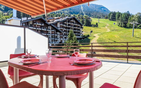 Nendaz 840: Table, Furniture, Property, Plant, Tree, Shade, Outdoor Furniture, Interior Design, Outdoor Table, Architecture