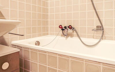 Accommodation:&nbsp;Olympic F8 840.8