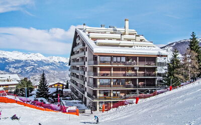 Accommodation:&nbsp;Olympic Fe6 840.10