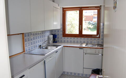 Panoramic G4: Room, Property, Furniture, House, Building, Kitchen, Interior Design, Real Estate, Architecture, Cabinetry