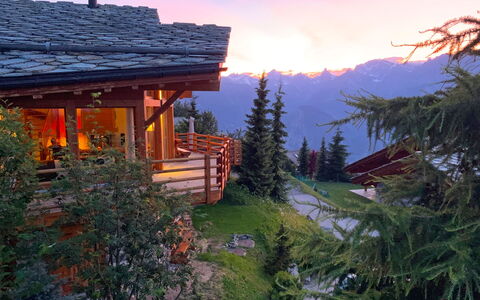 Sebas: Plant, Sky, Property, Building, Natural Landscape, Cloud, Tree, Window, Mountain, Wood