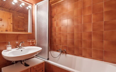 Accommodation:&nbsp;Chaedoz 65 880.1