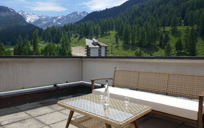 Accommodation:&nbsp;Rosablanche D Attique 100.89
